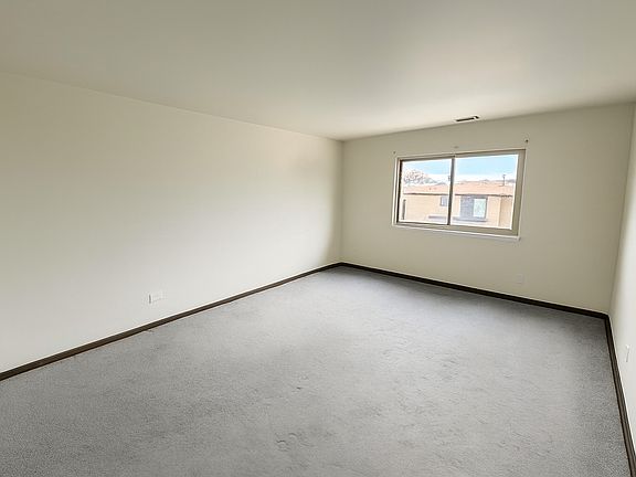5th image of 10424 S Central Ave #3NE