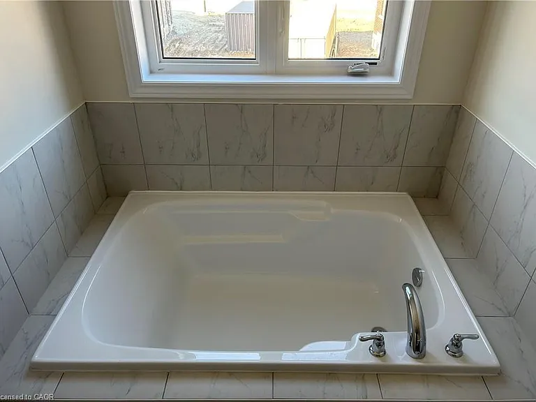 151 Eva Dr — Photo 17