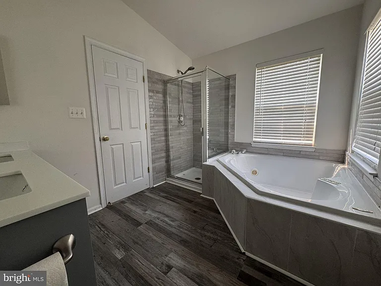 336 Baish Dr SE — Photo 15