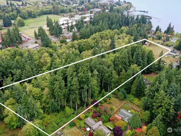 321 Edgecliff Drive, Langley, WA 98260