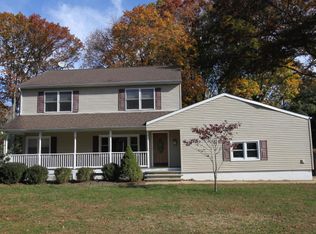 2 Roma Ct, Lincroft, NJ 07738