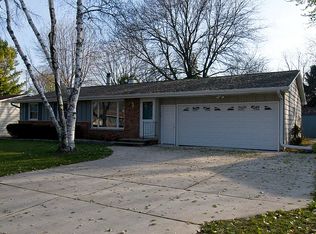 2513 Laredo Ln, Green Bay, WI 54304