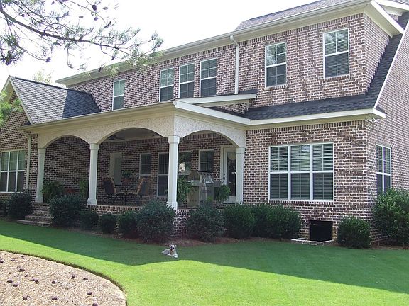 REAR ELEVATION