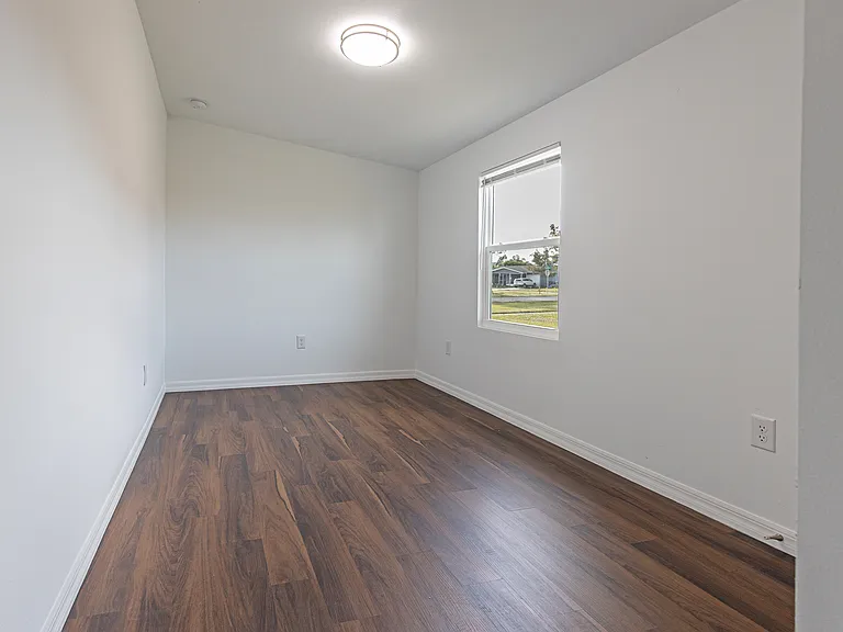 6005 Deming Ave #6005 — Photo 8