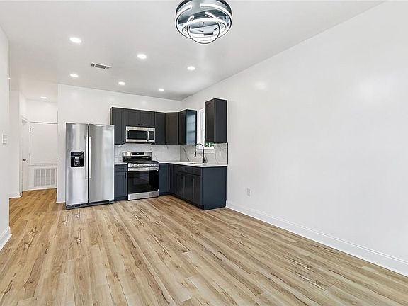 4th image of 2258-60 N Galvez St