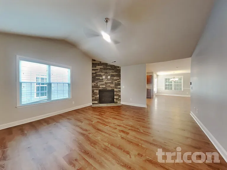 5433 Misty Hill Cir — Photo 2