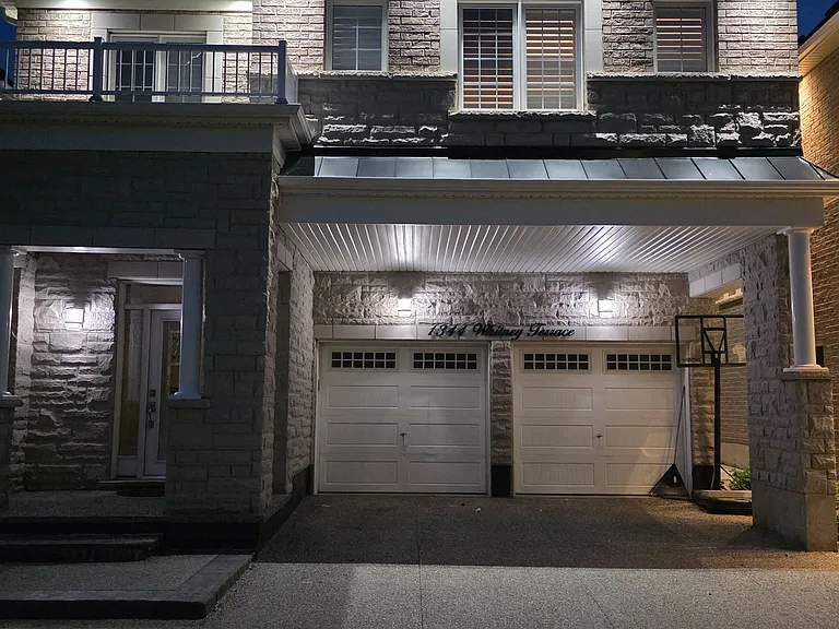 1344 Whitney Ter — Photo 1