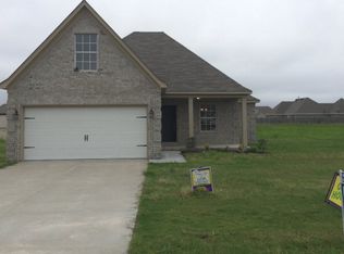 915 Bayou Vista Dr, Marion, AR 72364