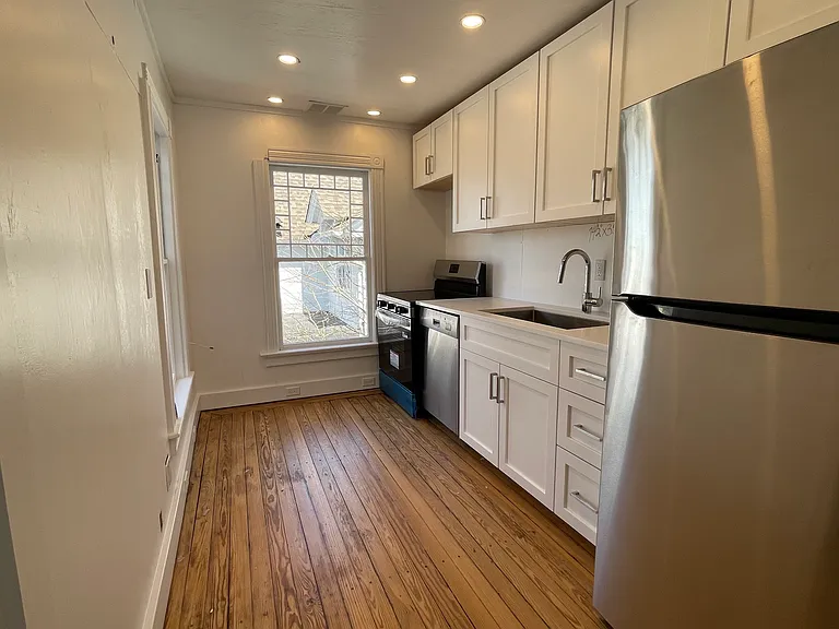 3 Madison St — Photo 7