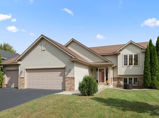 909 Hope Ave, Jordan, MN 55352