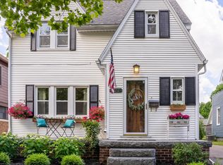 322 S Jenison Ave, Lansing, MI 48915