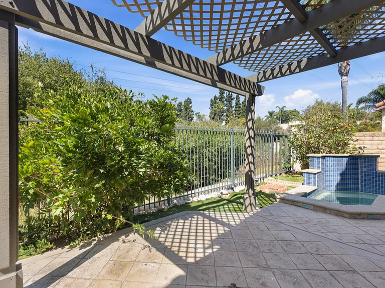 1716 Blackbird Cir — Photo 21