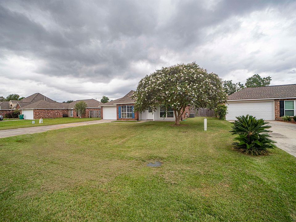 1st image of 36031 Portsmouth Dr