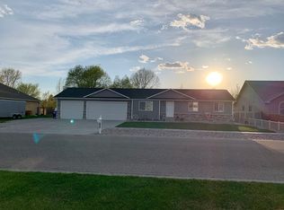 3029 N Midnight Blue Dr, Idaho Falls, ID 83401