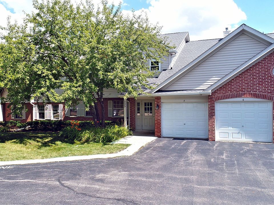 1st image of 225 Columbia Ct Unit 7