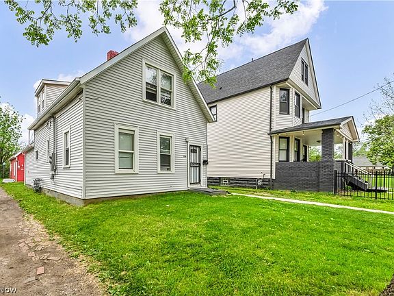 4th image of 3214 W 61st St