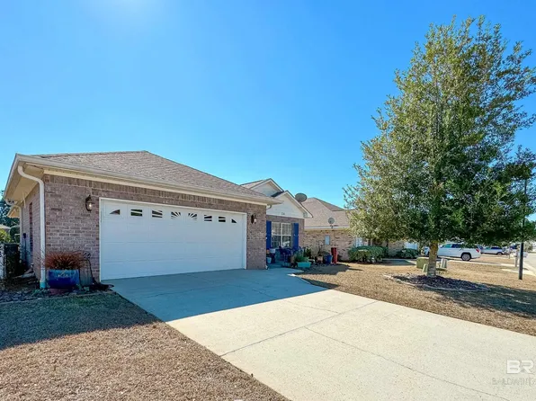 218 Hemingway Loop, Foley, AL 36535