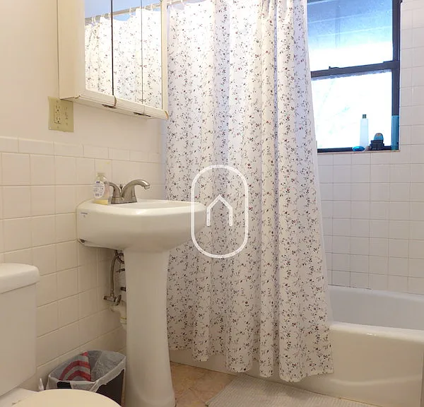 11 Mount Hood Rd #3 — Photo 8