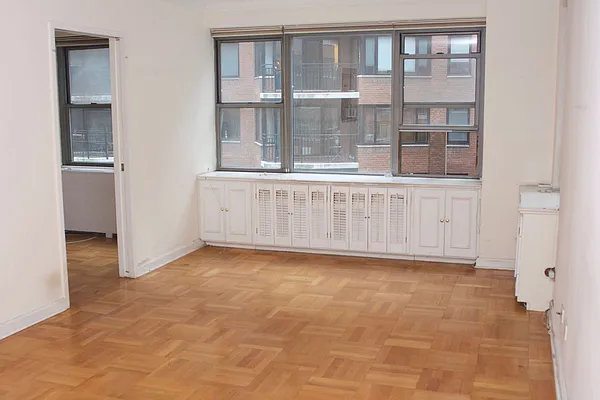 Sold by Sutton Gardens | media 21