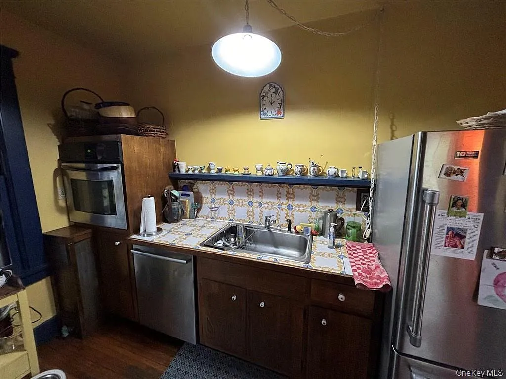 2 bed, 2.0 bath, 1887 sqft, $2,750 — Photo 4