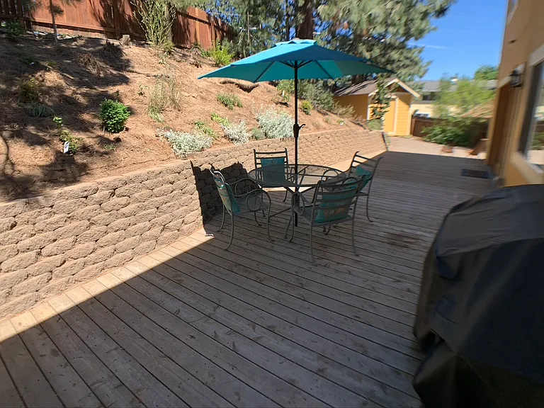 1702 SE Karena Ct — Photo 53