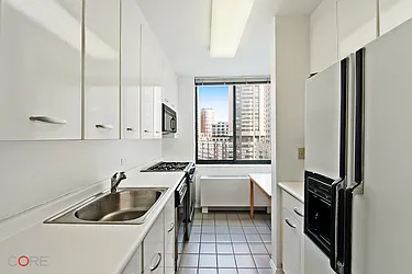 62 West 62nd Street #10B in Lincoln Square, Manhattan | StreetEasy