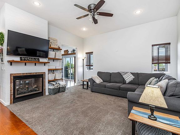 4th image of 10500 Black Walnut Ct