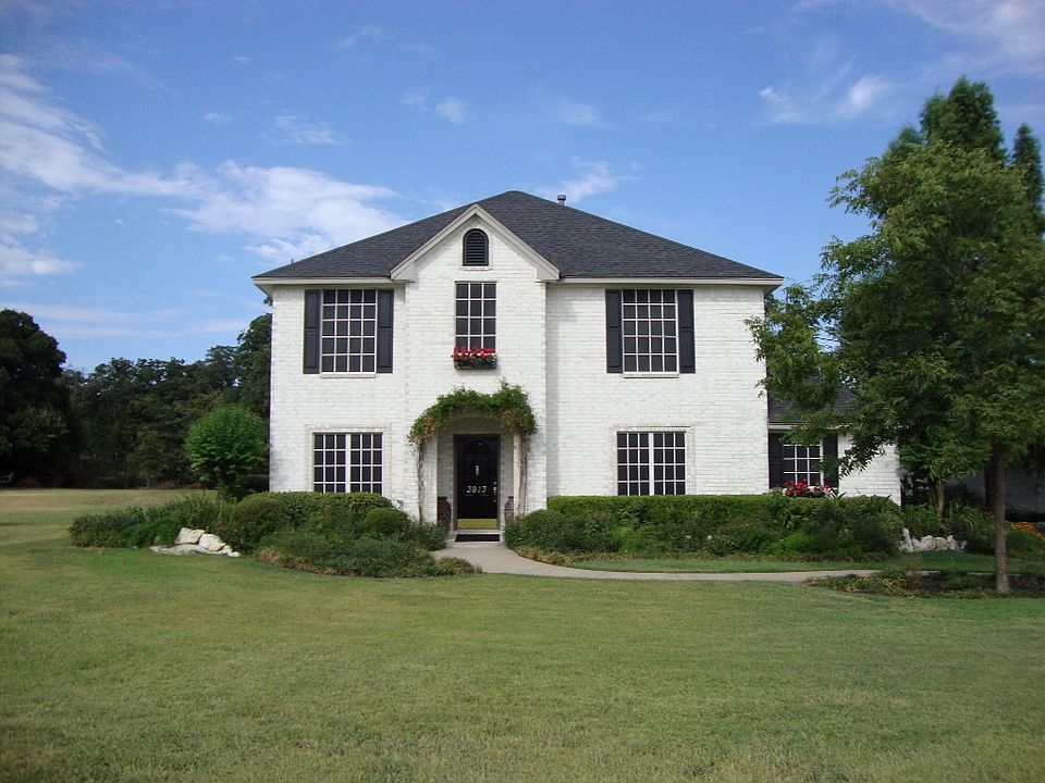 1st image of 3913 Timbercrest Dr E