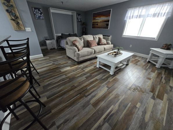 131 Lake St #335