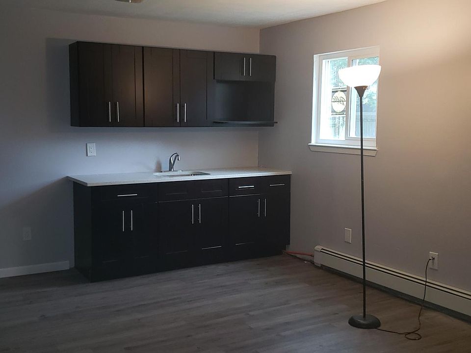 1st image of 192 N 21st St Floor 2