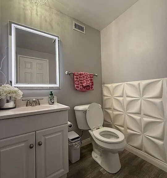 8020 Cora St — Photo 20