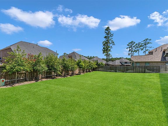 3rd image of 1027 Groveton Ridge Ln