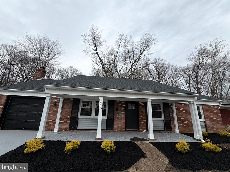 1st image of 283 Northampton Dr