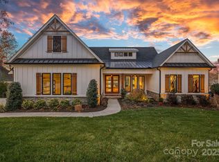 162 W Maranta Rd, Mooresville, NC 28117