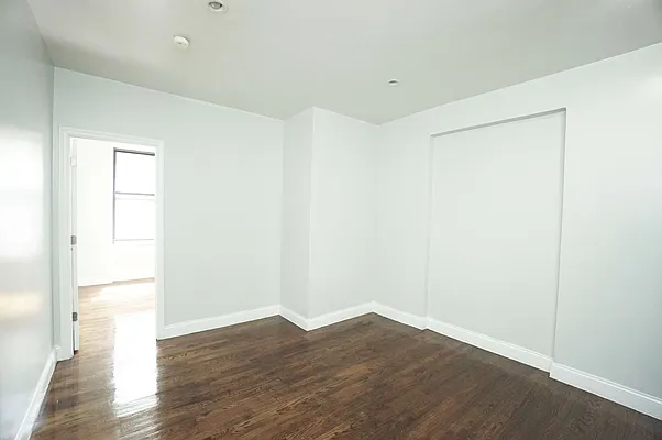 Rented by BRICK & GALO REALTY CORP | media 7