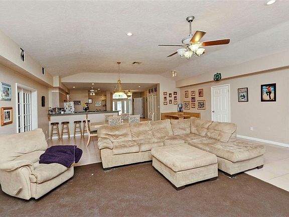 5th image of 7621 75th Ave N