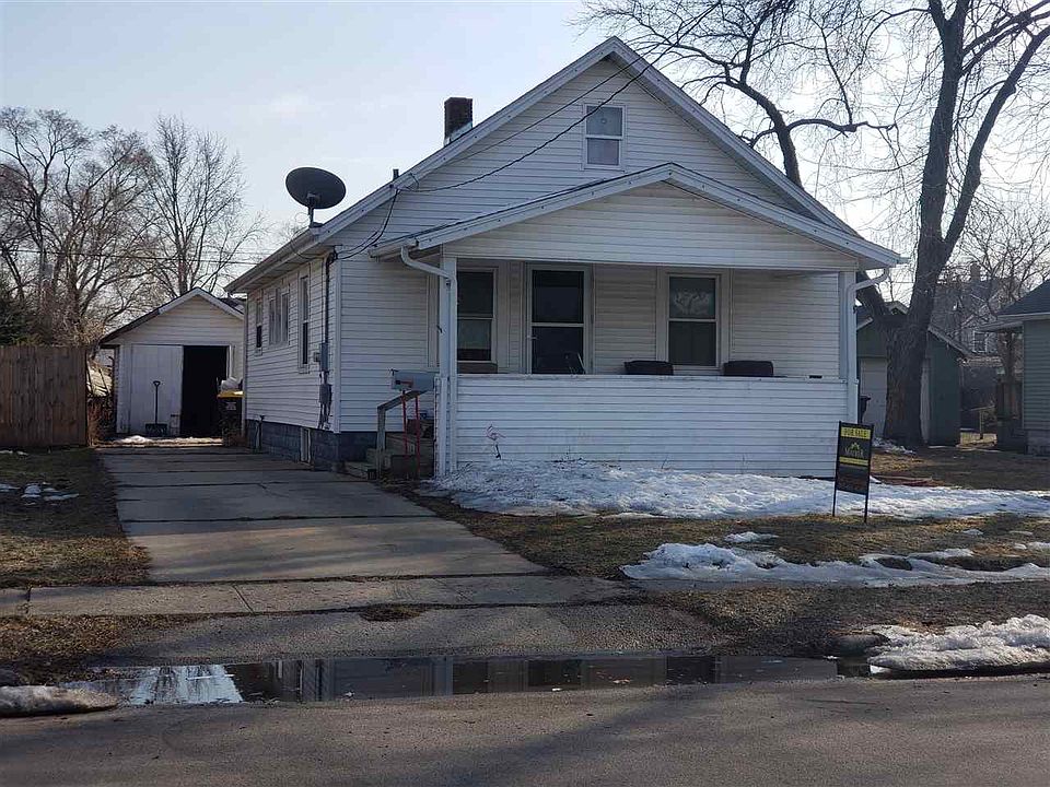 1st image of 351 Grand Ave
