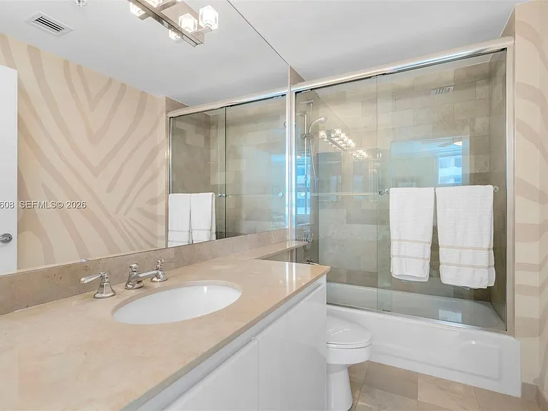 1500 Ocean Dr #702 — Photo 20