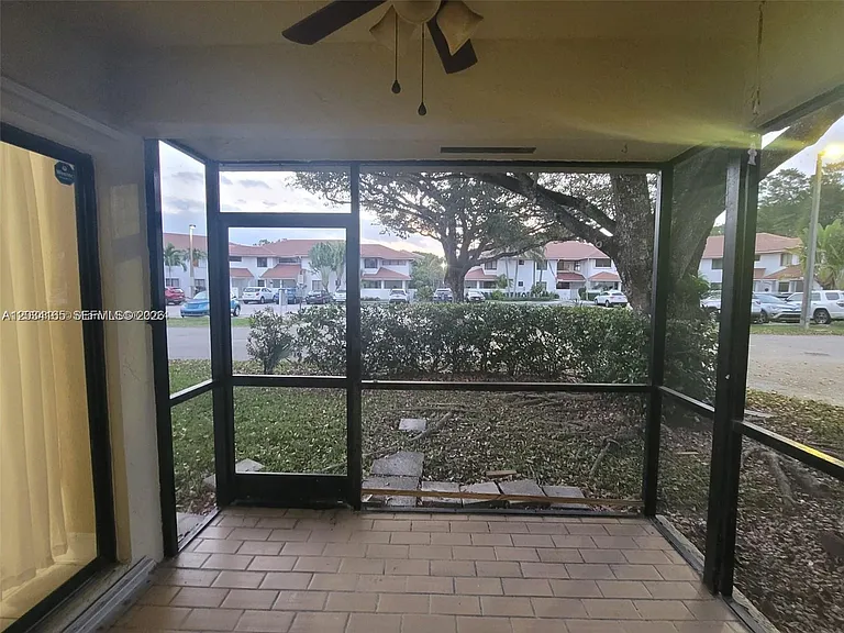 9673 SW 138th Ave #QD1R — Photo 6
