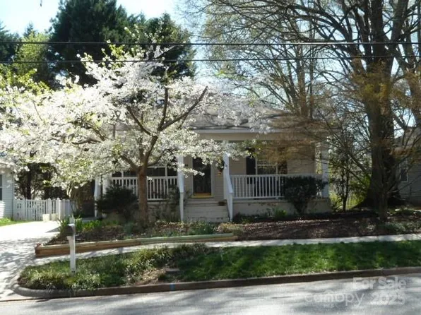 210 6th St #36, Belmont, NC 28012