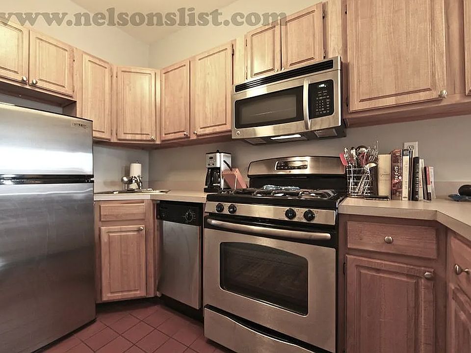 1st image of 695 Union St APT 2R
