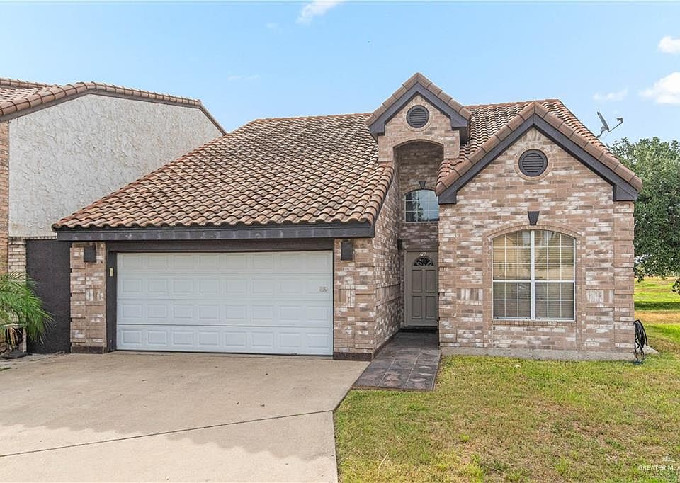 1st image of 706 Lago Ct