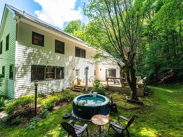 159 Creekstone Dr, Banner Elk, NC 28604