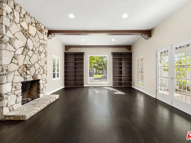 120 S Poinsettia Pl — Photo 5