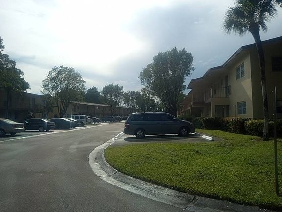 5th image of 7640 NW 1st St APT 102