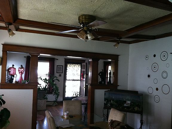 2nd image of 2903 Parkwood Blvd