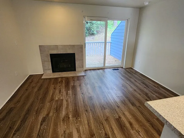 1307 NW Slate Ln #102 — Photo 43