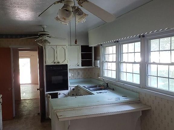 5th image of 1820 Bethany Ln