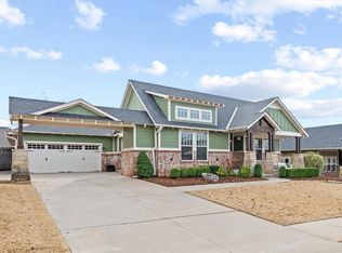 4724 October Dr, Edmond, OK 73034