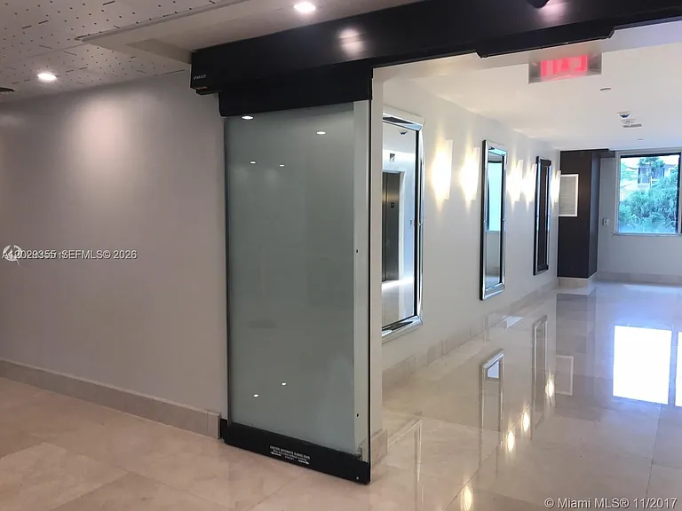 540 Brickell Key Dr #1122 — Photo 19